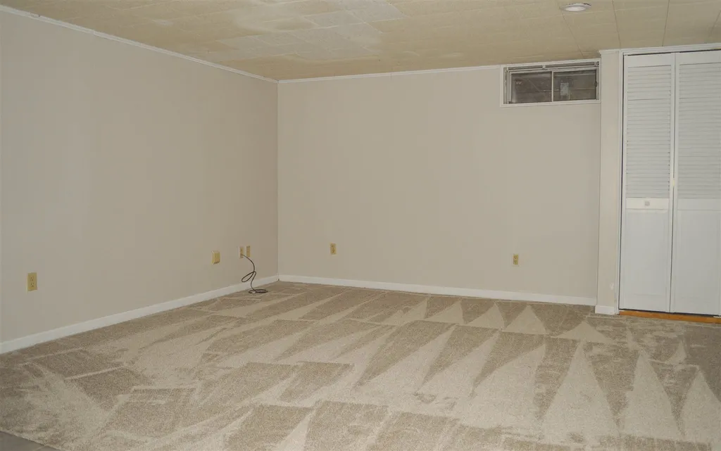 36 Evans Circle Keene NH 03431