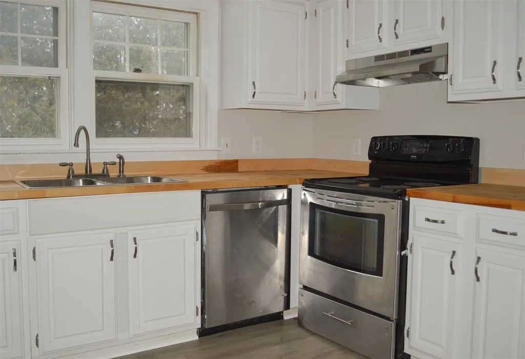 36 Evans Circle Keene NH 03431