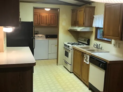 21 Hemlock Drive Tamworth NH 03886-4514