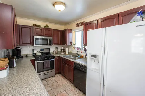 36 Lori Lane Burlington VT 05408