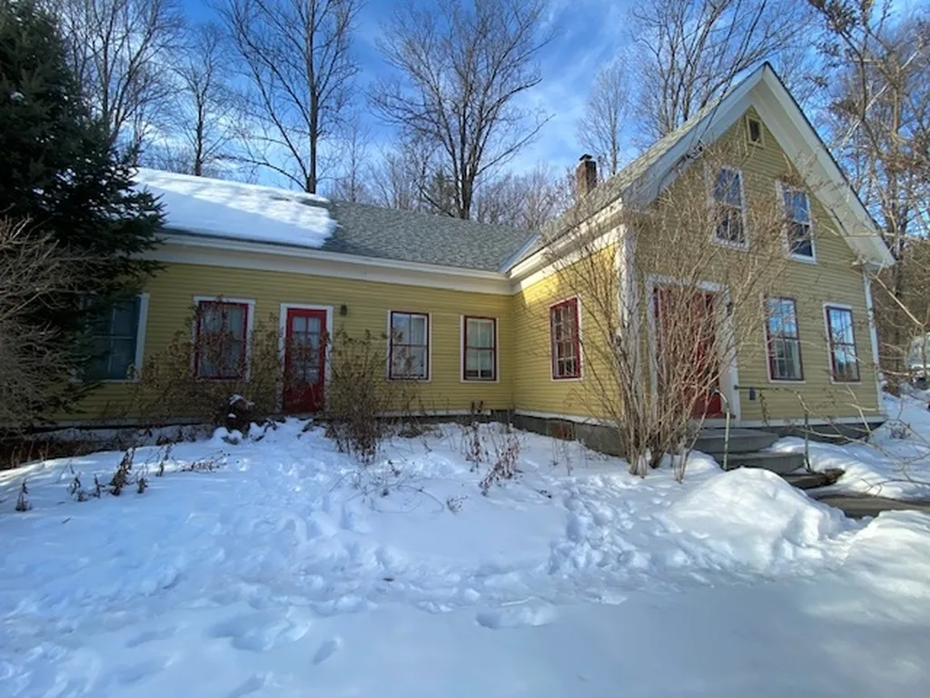 9 Cabot Road Marshfield VT 05658