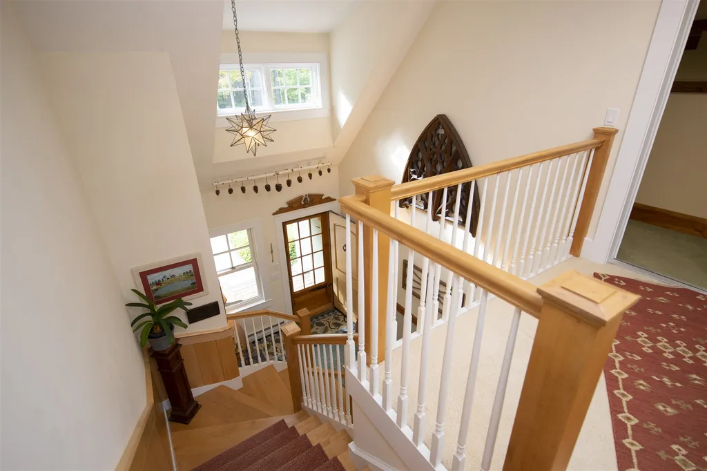508 Little Sunapee Road New London NH 03257