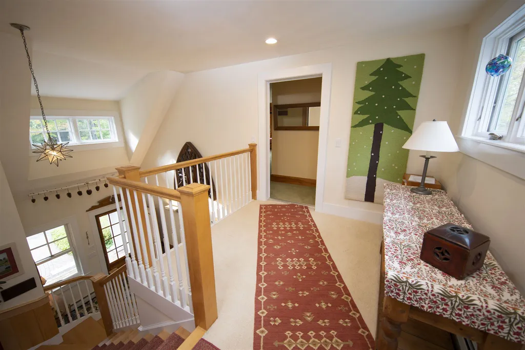 508 Little Sunapee Road New London NH 03257