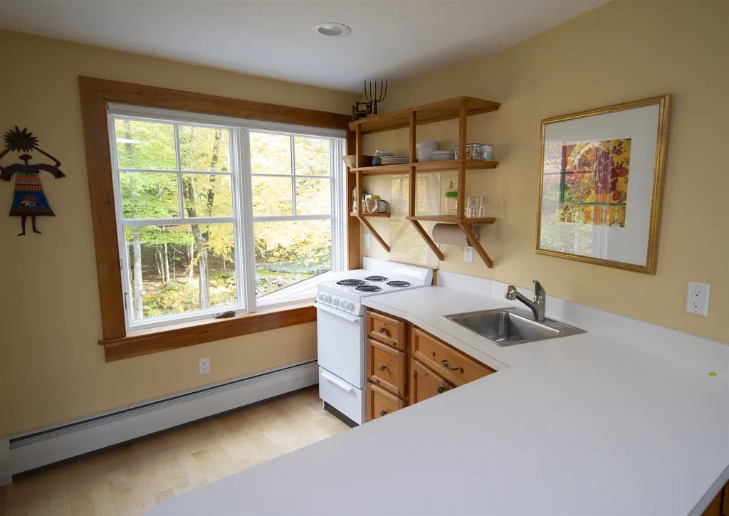 508 Little Sunapee Road New London NH 03257