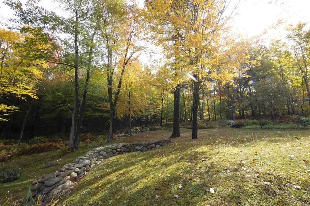 508 Little Sunapee Road New London NH 03257