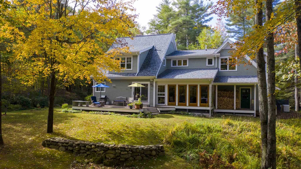 508 Little Sunapee Road New London NH 03257