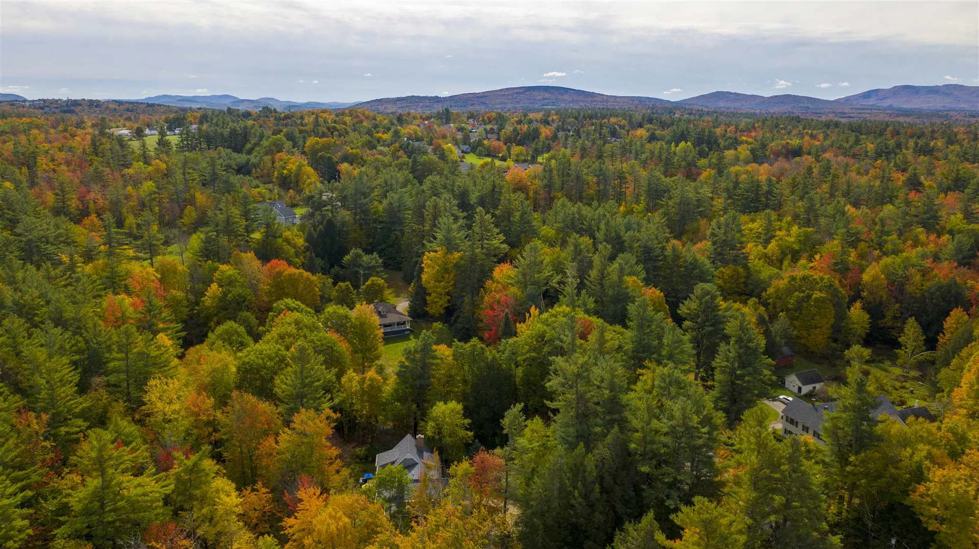 508 Little Sunapee Road New London NH 03257