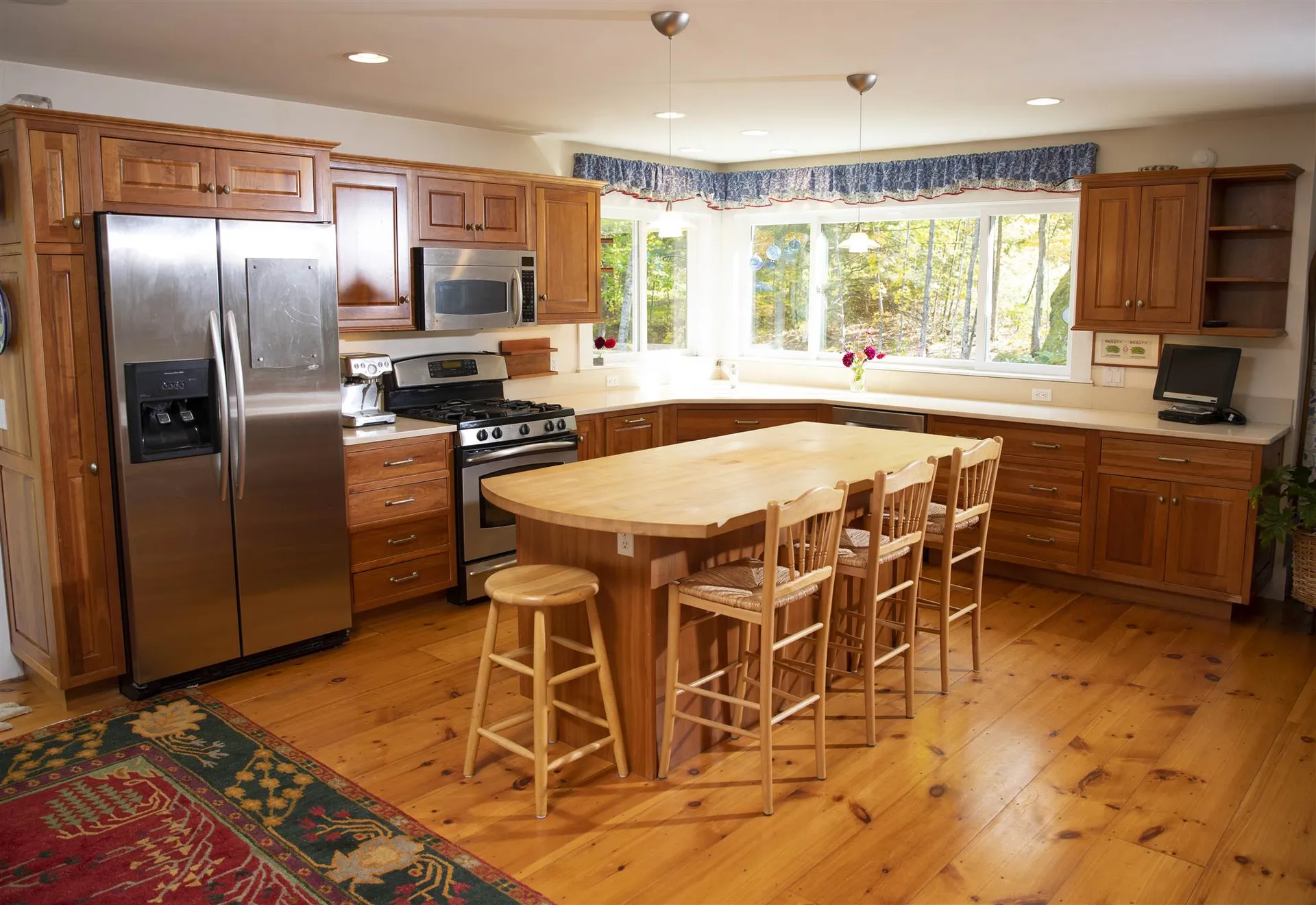 508 Little Sunapee Road New London NH 03257