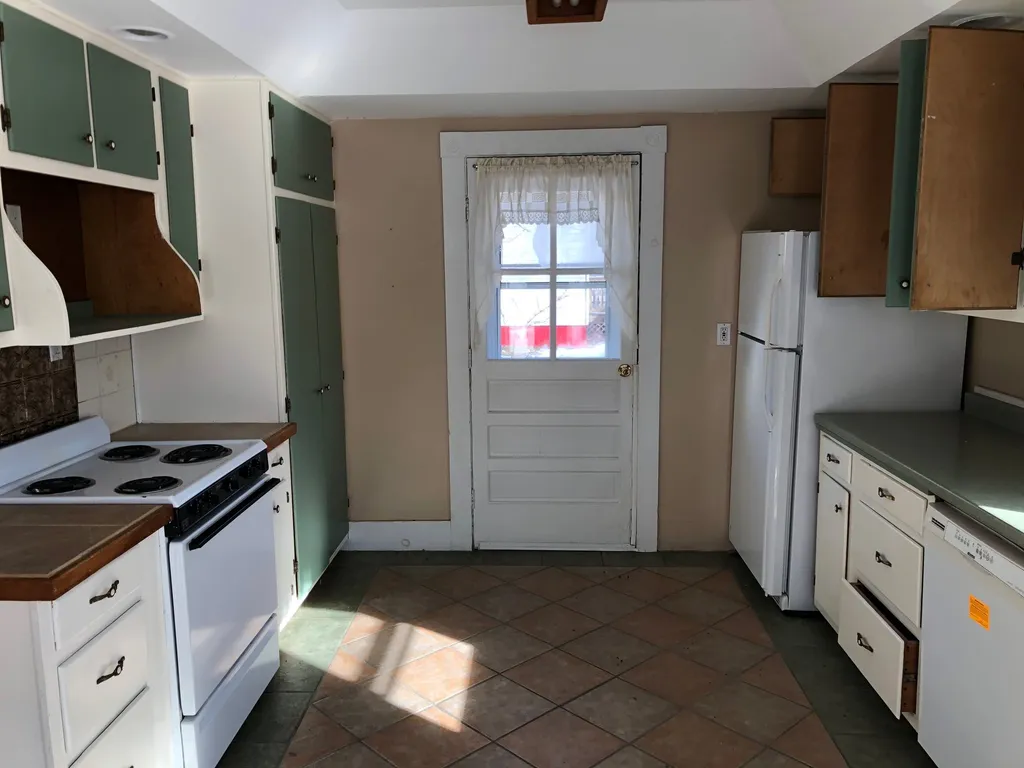 121 Summer Street Springfield VT 05156