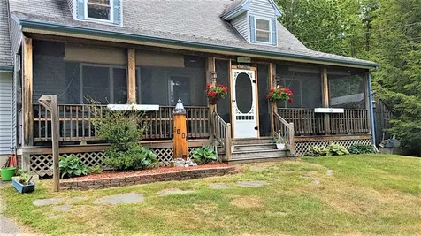16 Dearborn Road Hill NH 03243