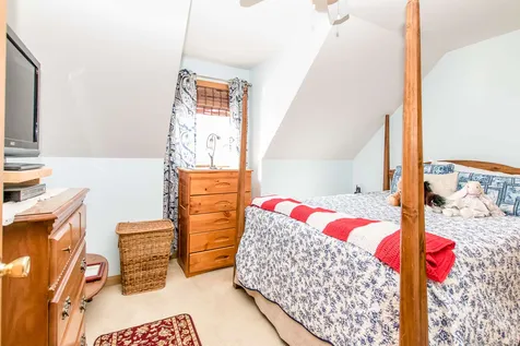 16 Dearborn Road Hill NH 03243