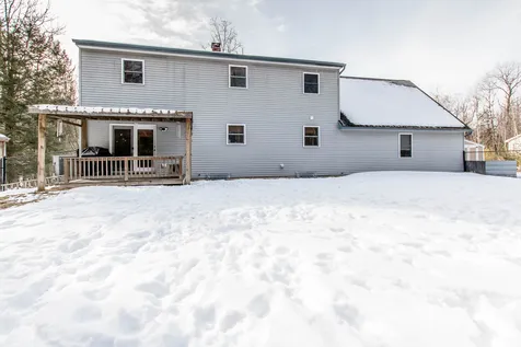 16 Dearborn Road Hill NH 03243