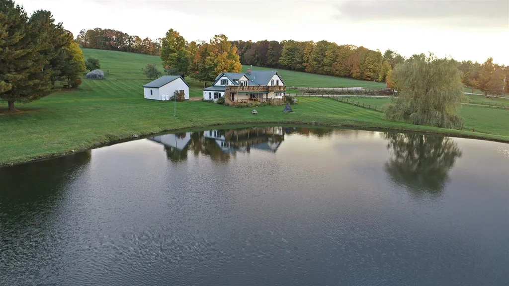 849 Mount Bess Road Charleston VT 05872
