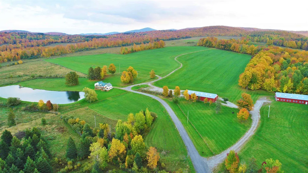 849 Mount Bess Road Charleston VT 05872