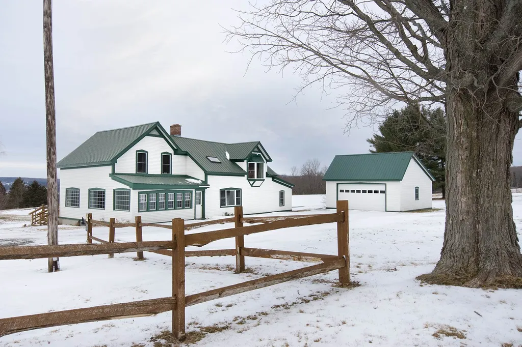 849 Mount Bess Road Charleston VT 05872