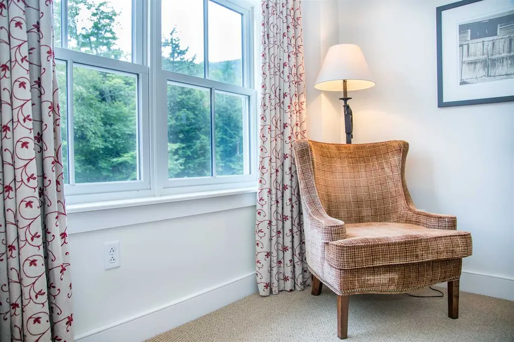 102 Forest Drive Warren VT 05674