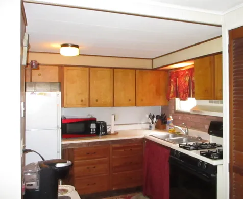 29 Hickory Avenue North Hampton NH 03862
