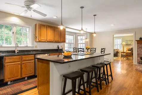 24 Surrey Lane Durham NH 03824