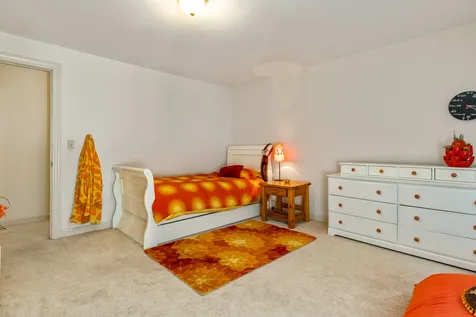 24 Surrey Lane Durham NH 03824