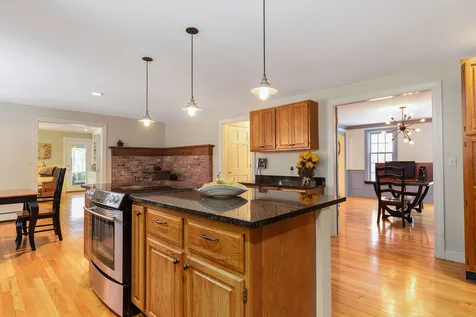 24 Surrey Lane Durham NH 03824