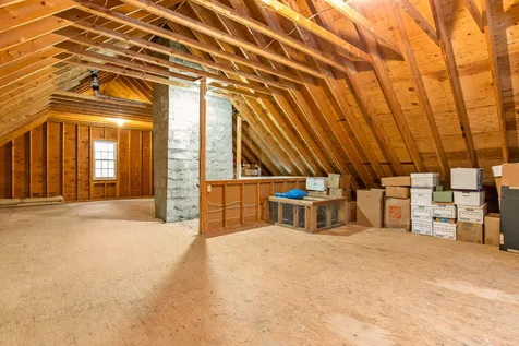 24 Surrey Lane Durham NH 03824