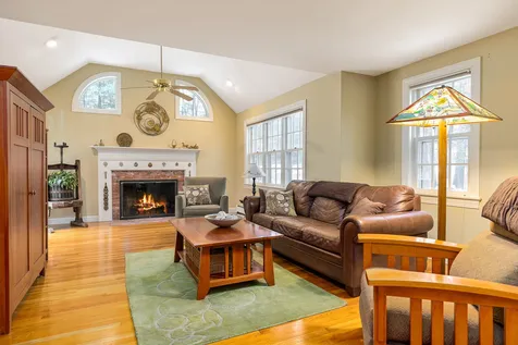 24 Surrey Lane Durham NH 03824