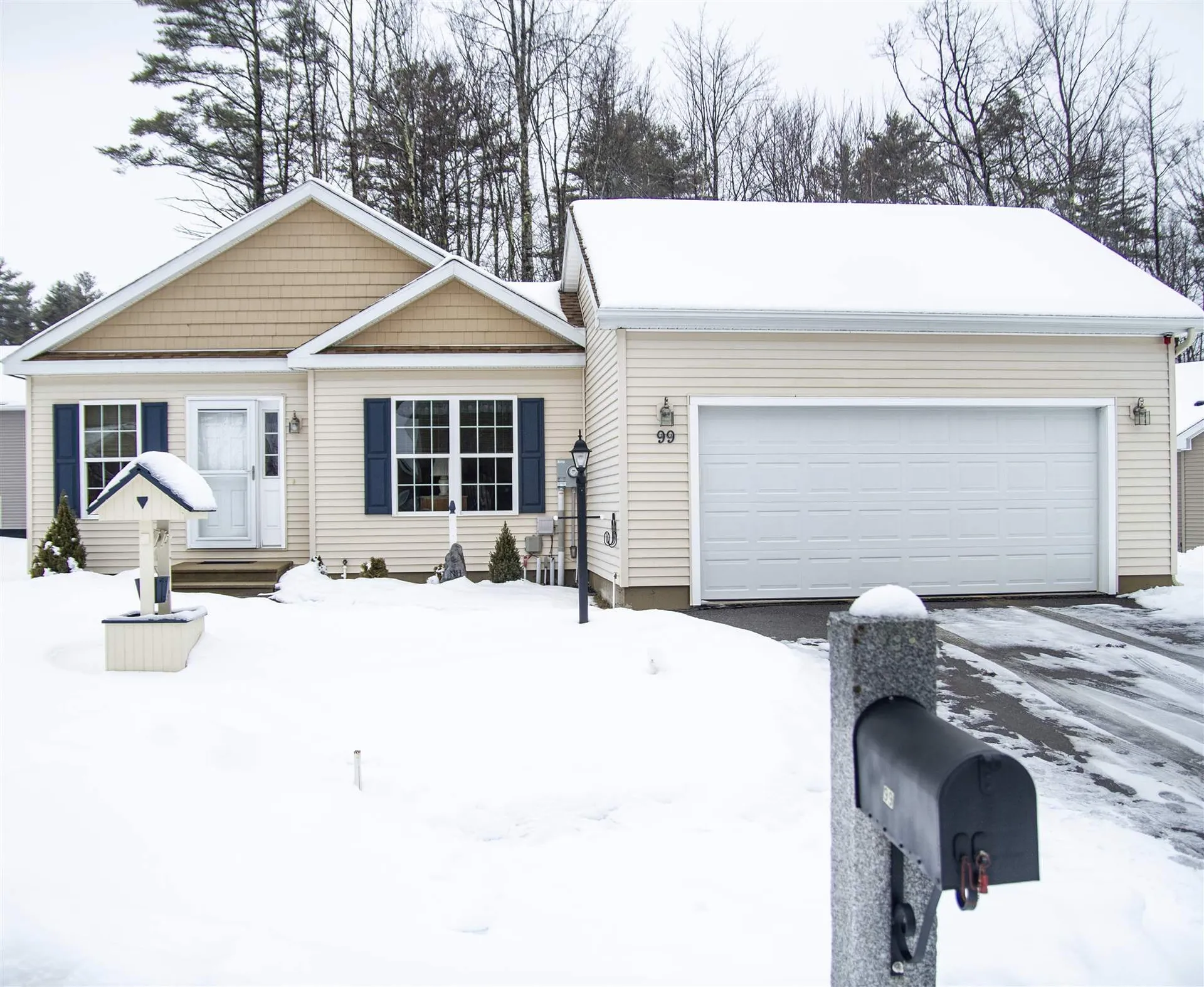 99 Sarasota Lane Laconia NH 03246