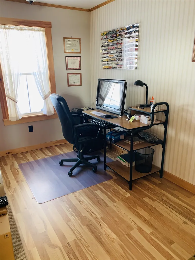 1348 S Hemlock Road Charlestown NH 03603