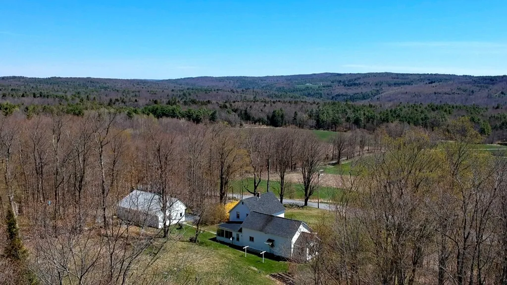 1348 S Hemlock Road Charlestown NH 03603