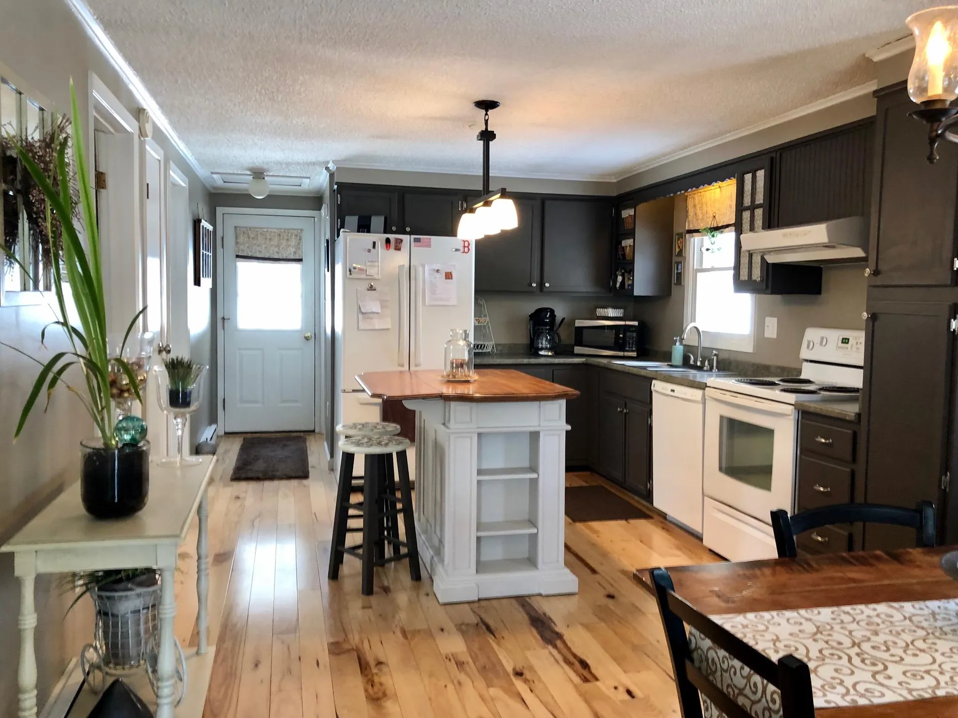 277 Forest Road Lyndeborough NH 03082