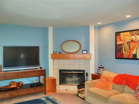 27 Iris Lane South Burlington VT 05403