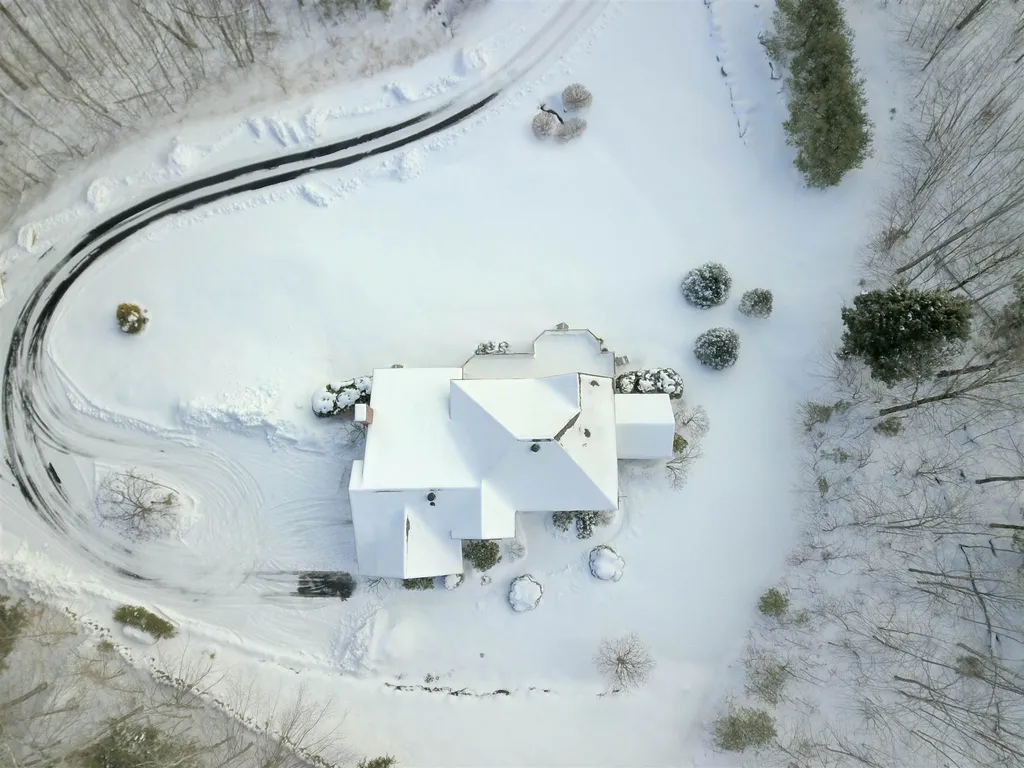 45 Kearsarge Road New London NH 03257