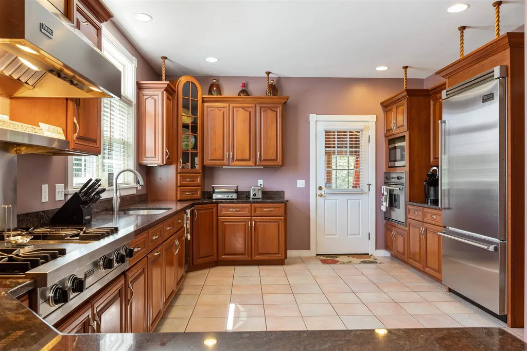 45 Kearsarge Road New London NH 03257