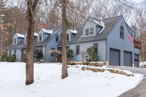 26 Howe Lane Hollis NH 03049