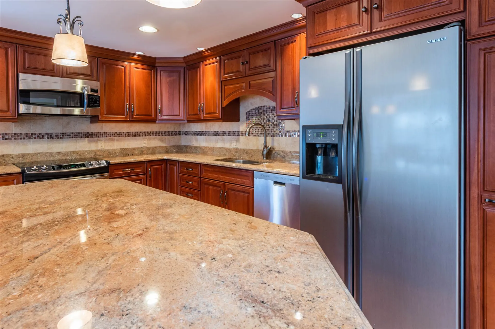 23 Hawthorne Road Windham NH 03087