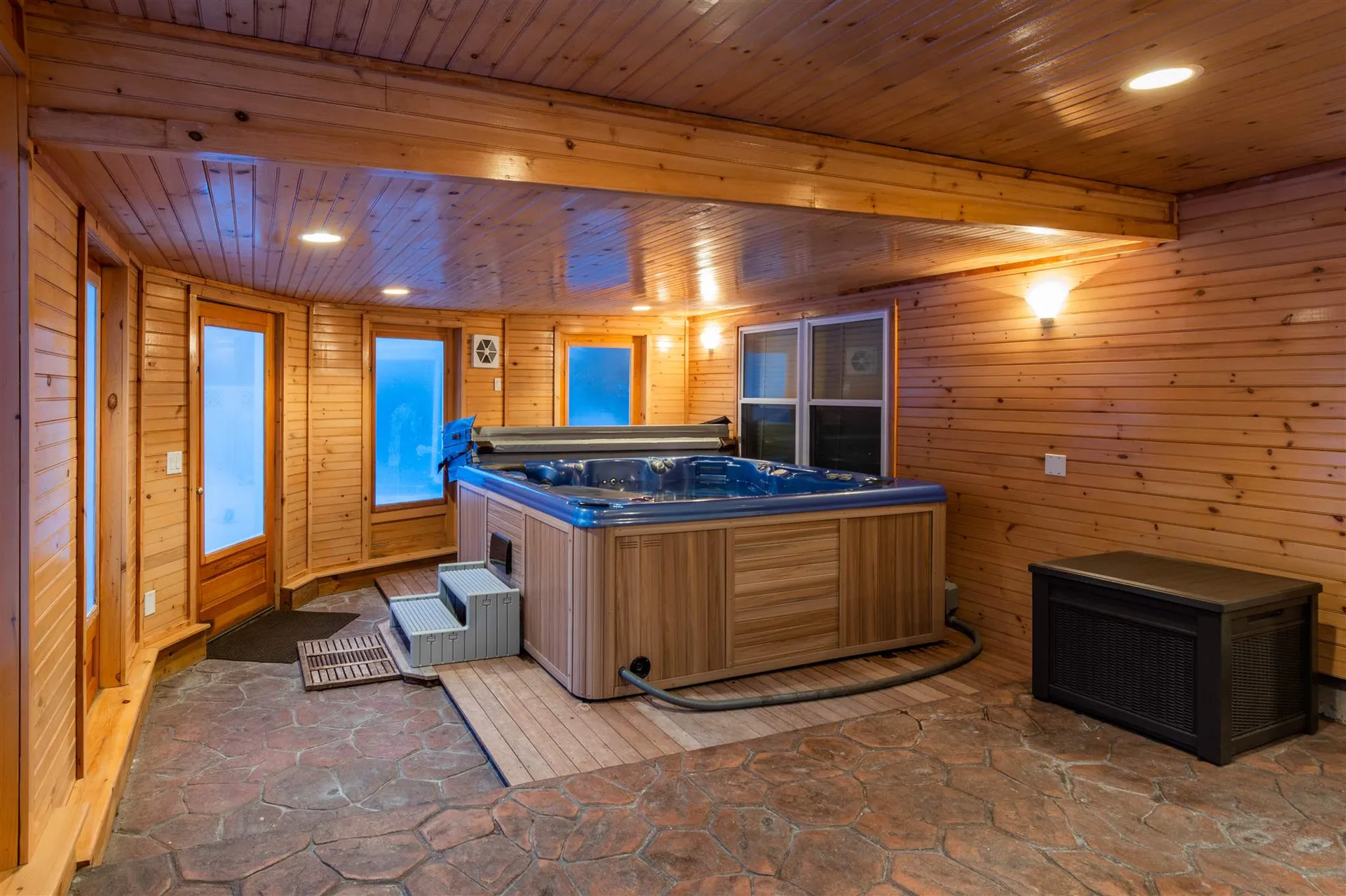 23 Hawthorne Road Windham NH 03087