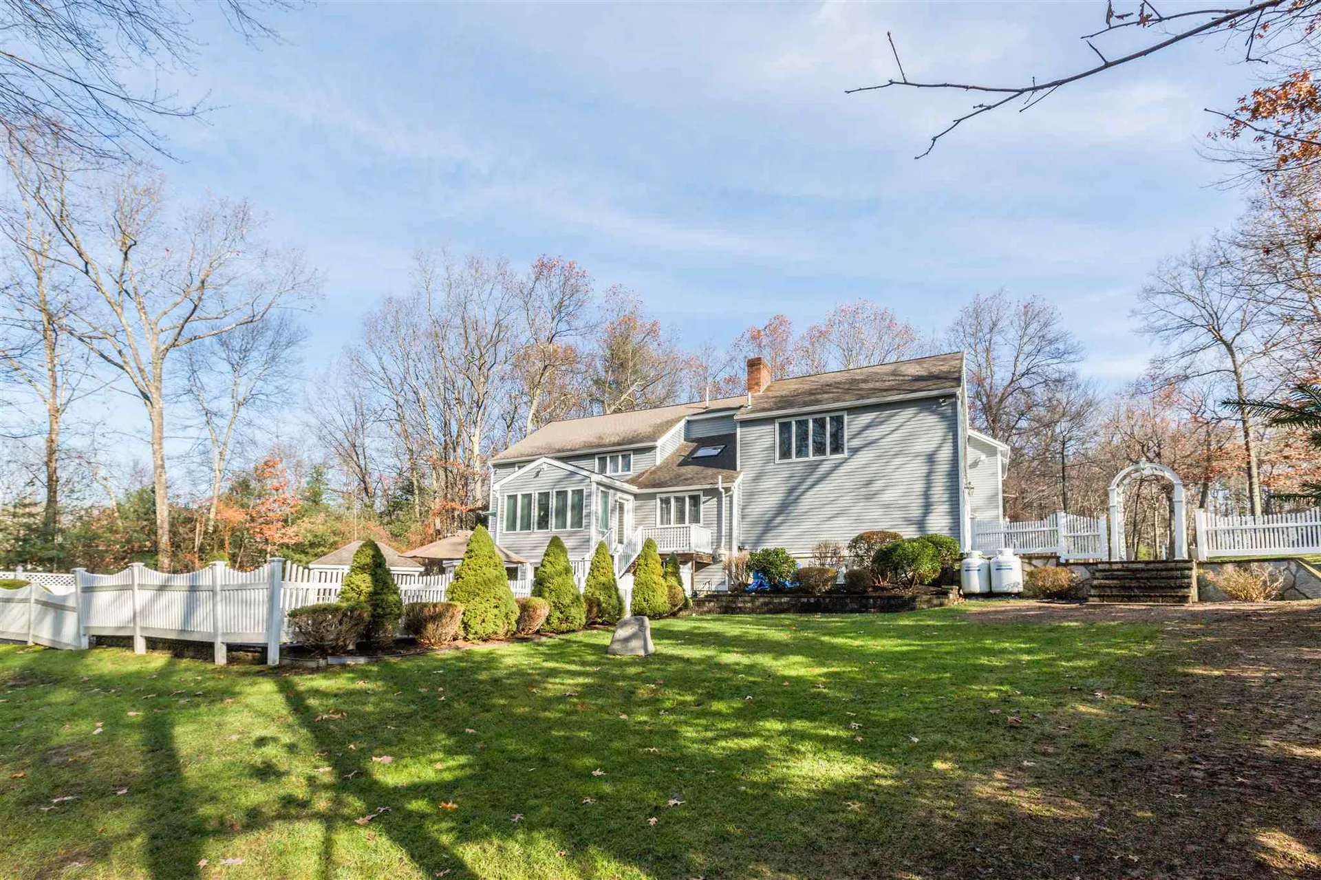 23 Hawthorne Road Windham NH 03087