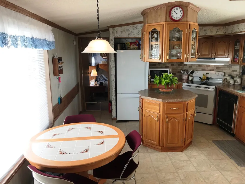 33 T Andrew Street Lebanon NH 03766