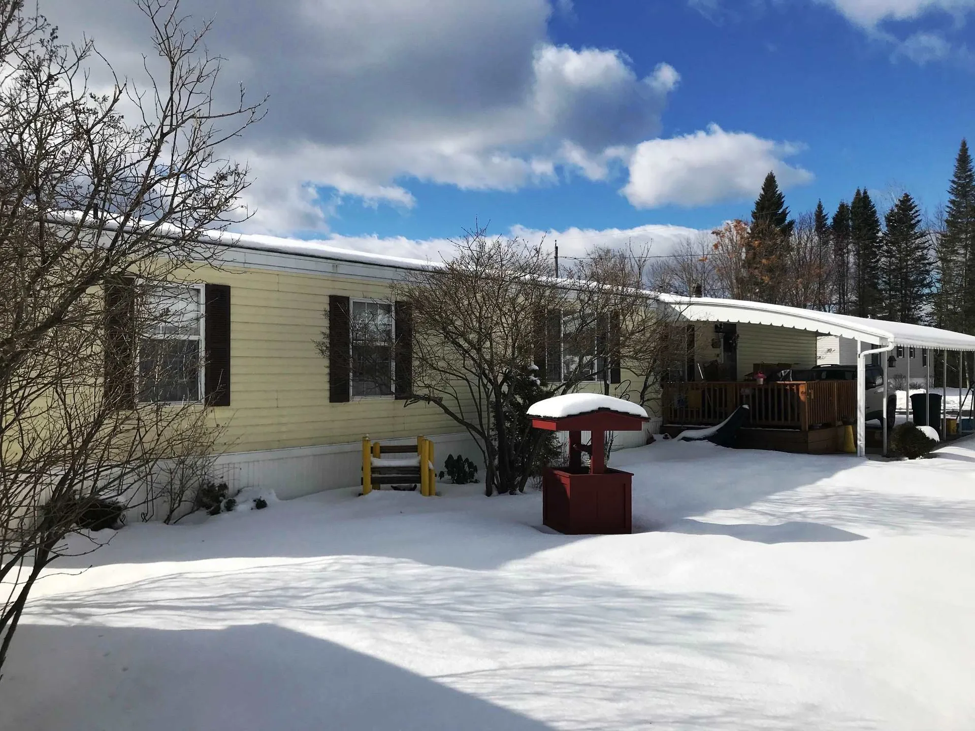 33 T Andrew Street Lebanon NH 03766
