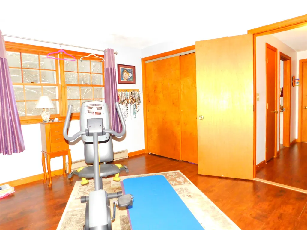 6 Tara Hill Lane Hinsdale NH 03451