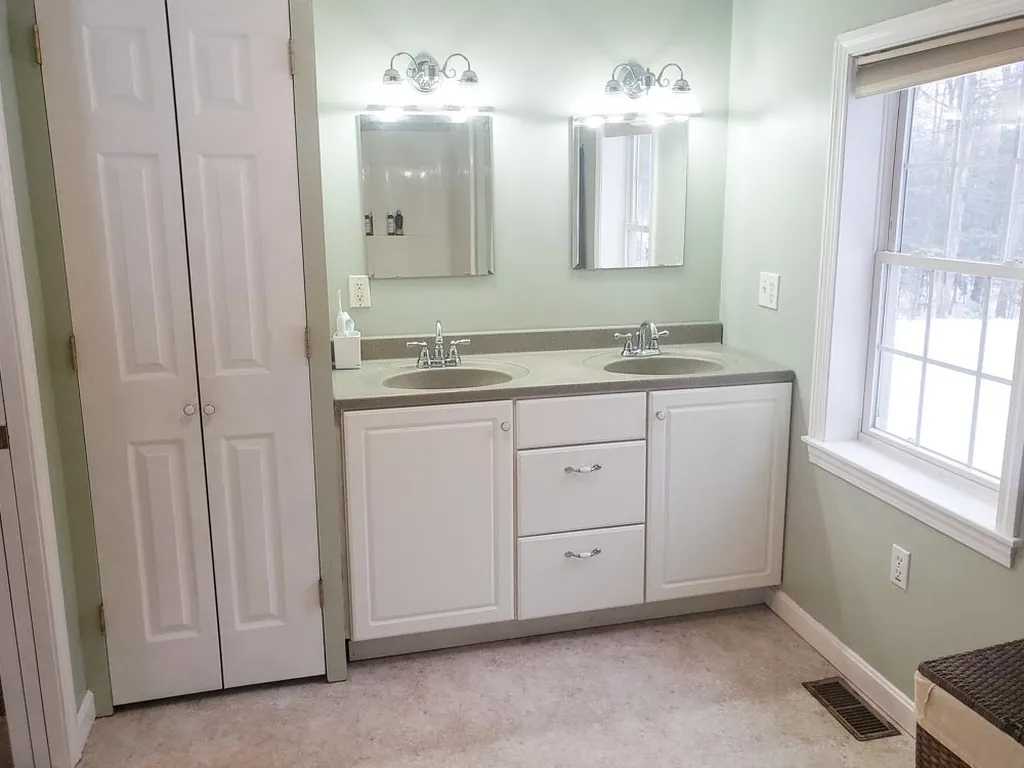36 Fiske Road Northfield NH 03276
