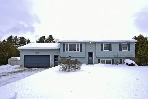 23 Ducks Court Milton VT 05468