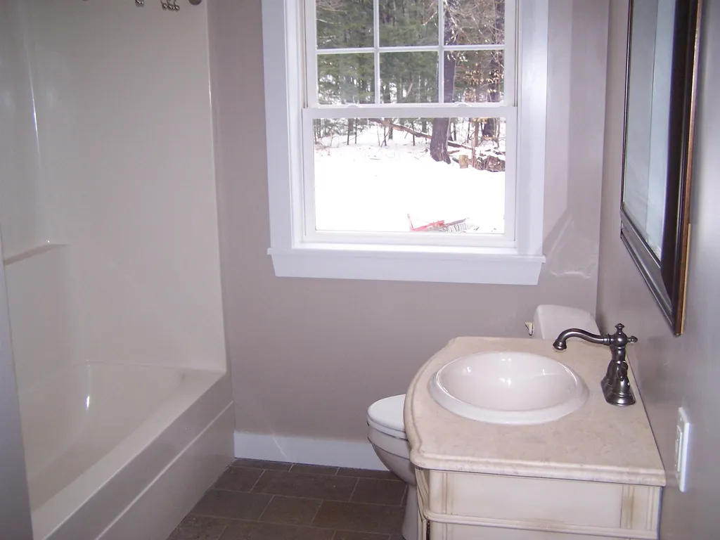 97 Parade Road Barnstead NH 03218