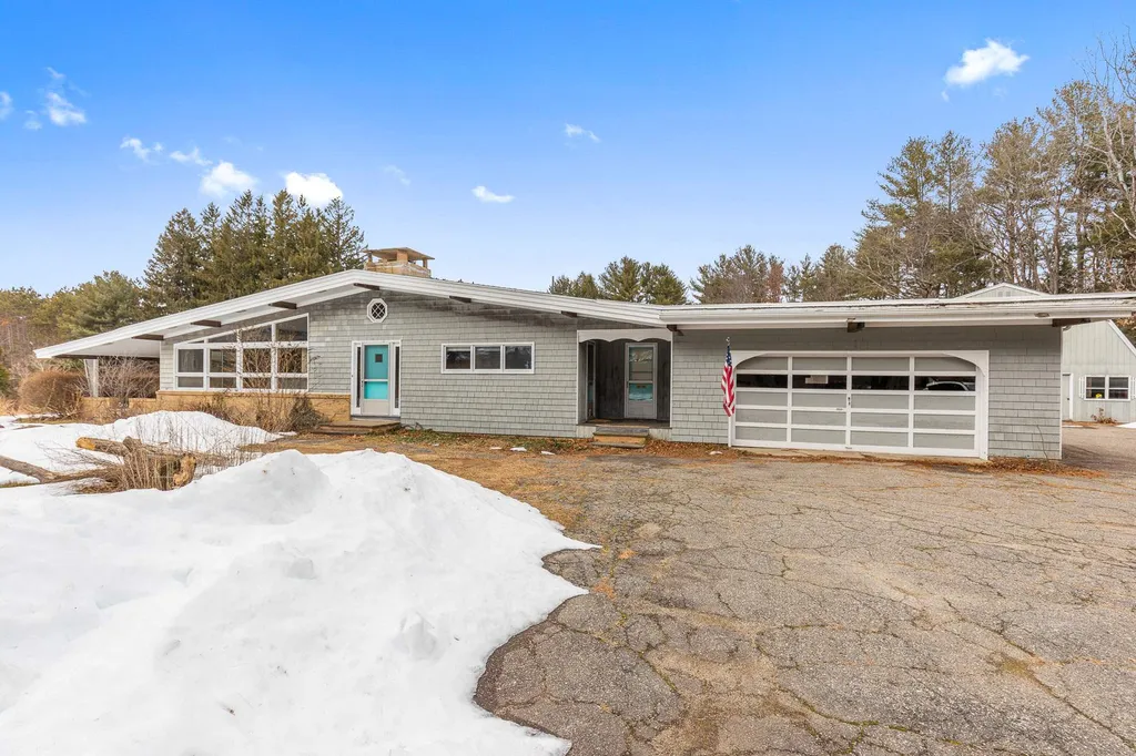 39 County Farm Road Dover NH 03820