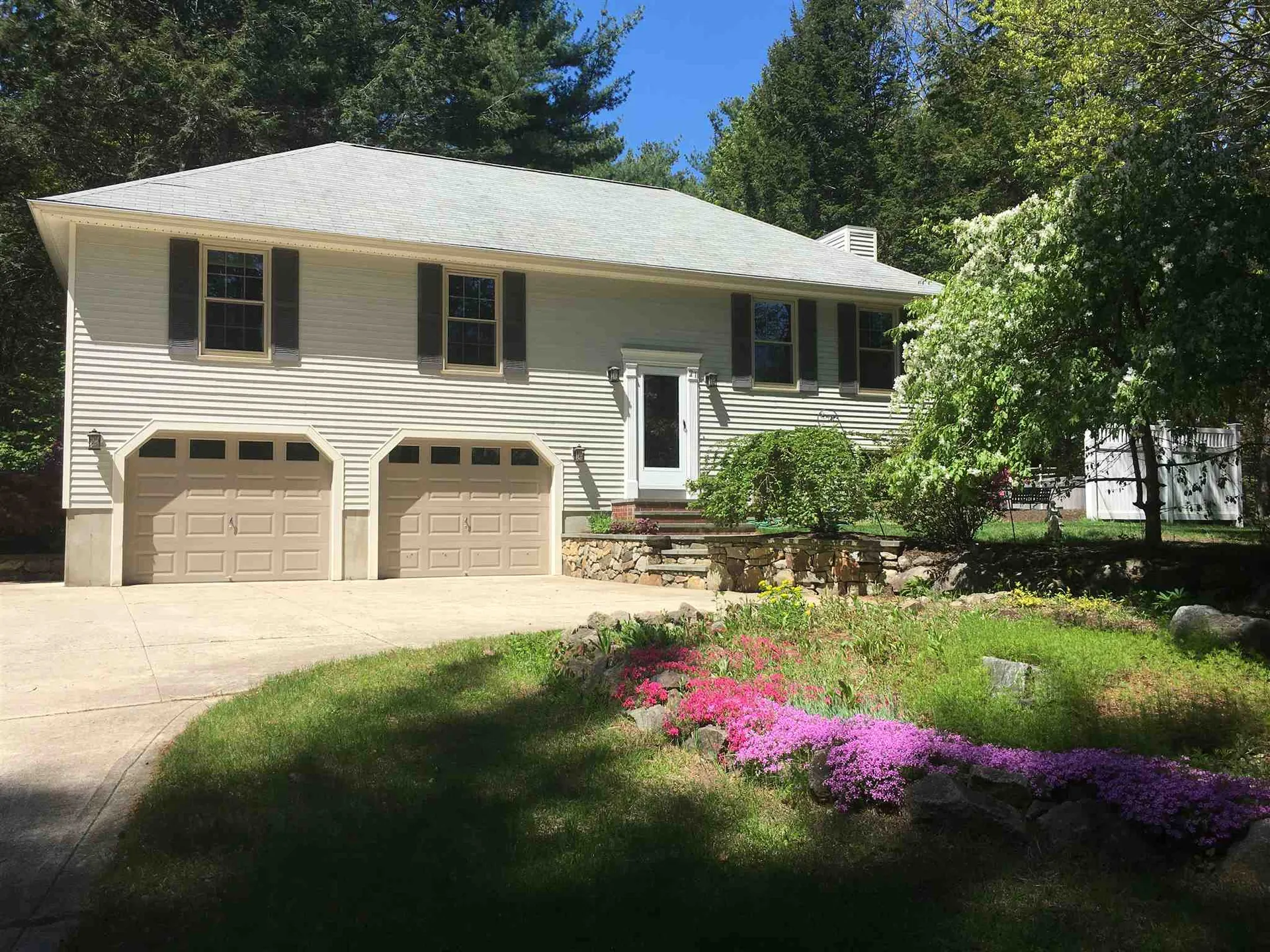 21 Spruce Lane Dover NH 03820