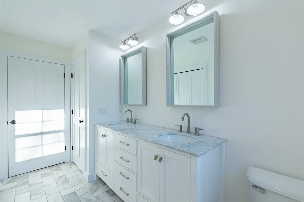 293 Portsmouth Avenue Stratham NH 03885