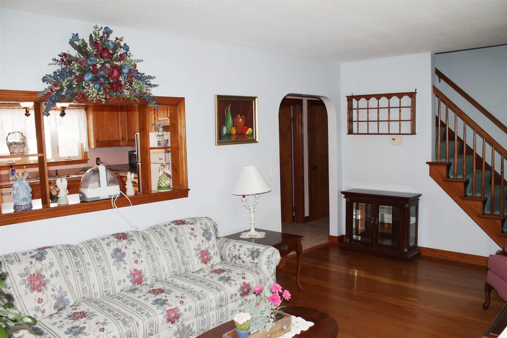 50 Pinedale Street Manchester NH 03102