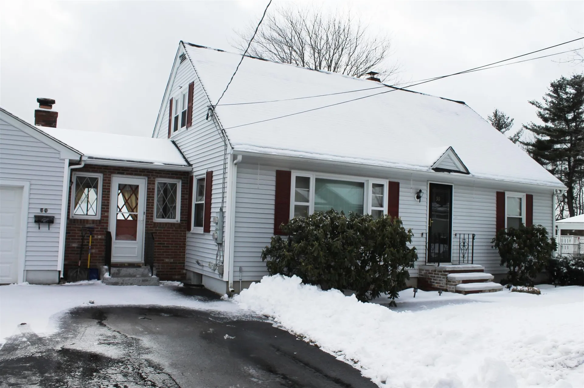 50 Pinedale Street Manchester NH 03102
