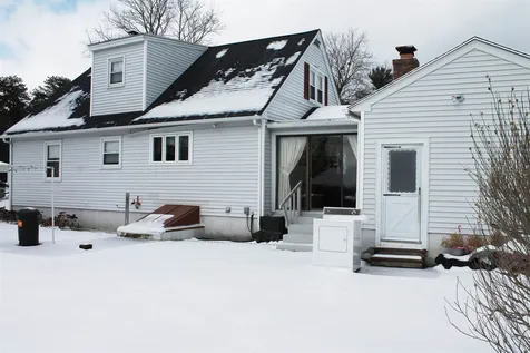 50 Pinedale Street Manchester NH 03102