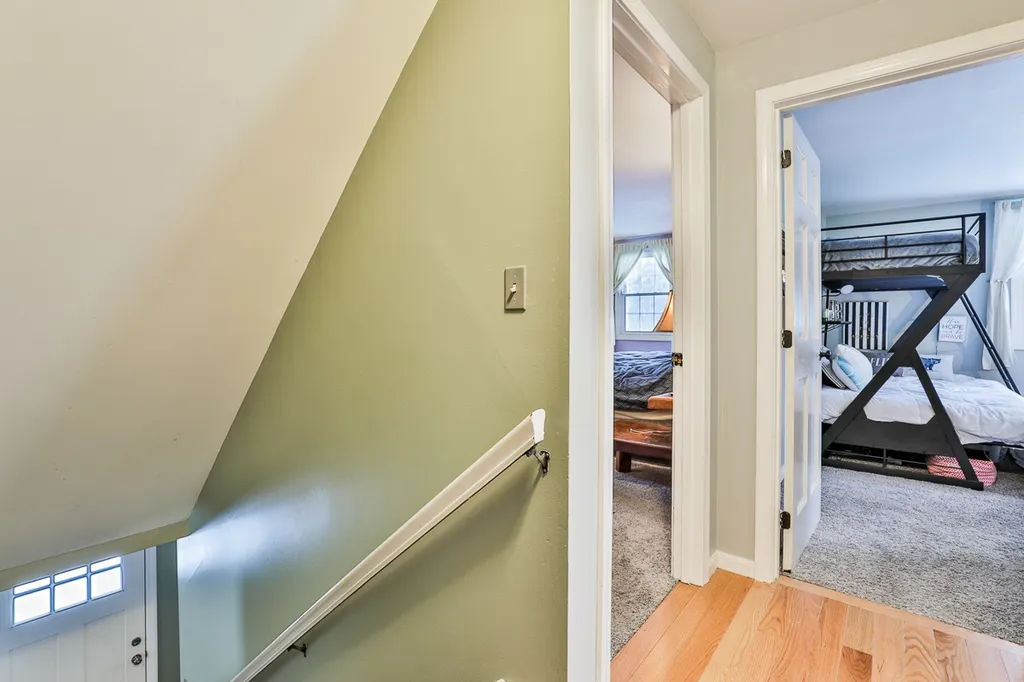 32 Hickory Drive Amherst NH 03031